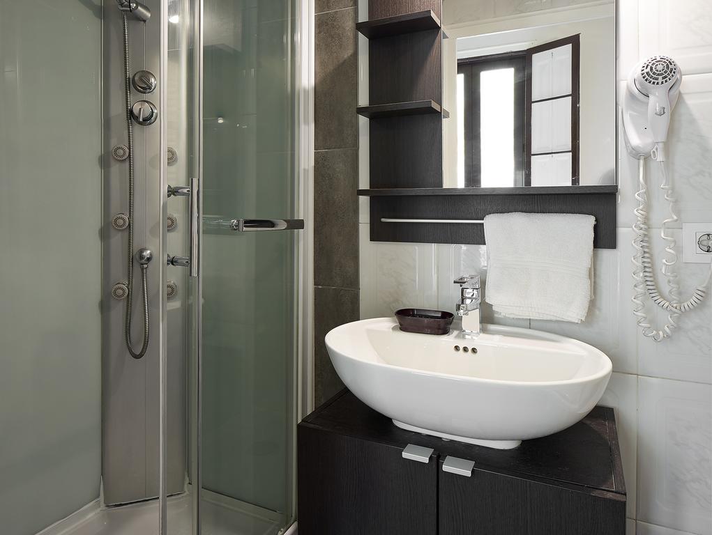 Brustar Gotic-Centric Hotel Barcelona Exterior photo